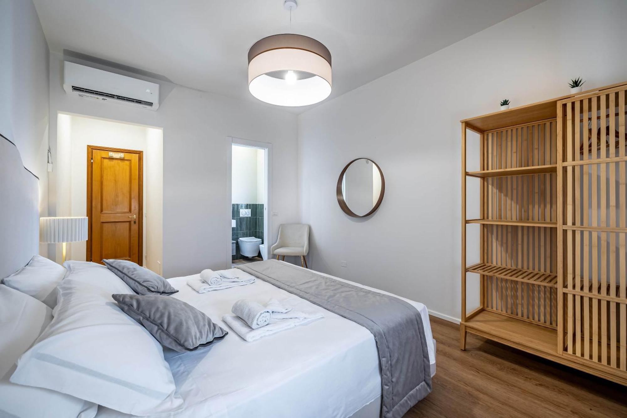 Apartment Yd Morgagni Charme *