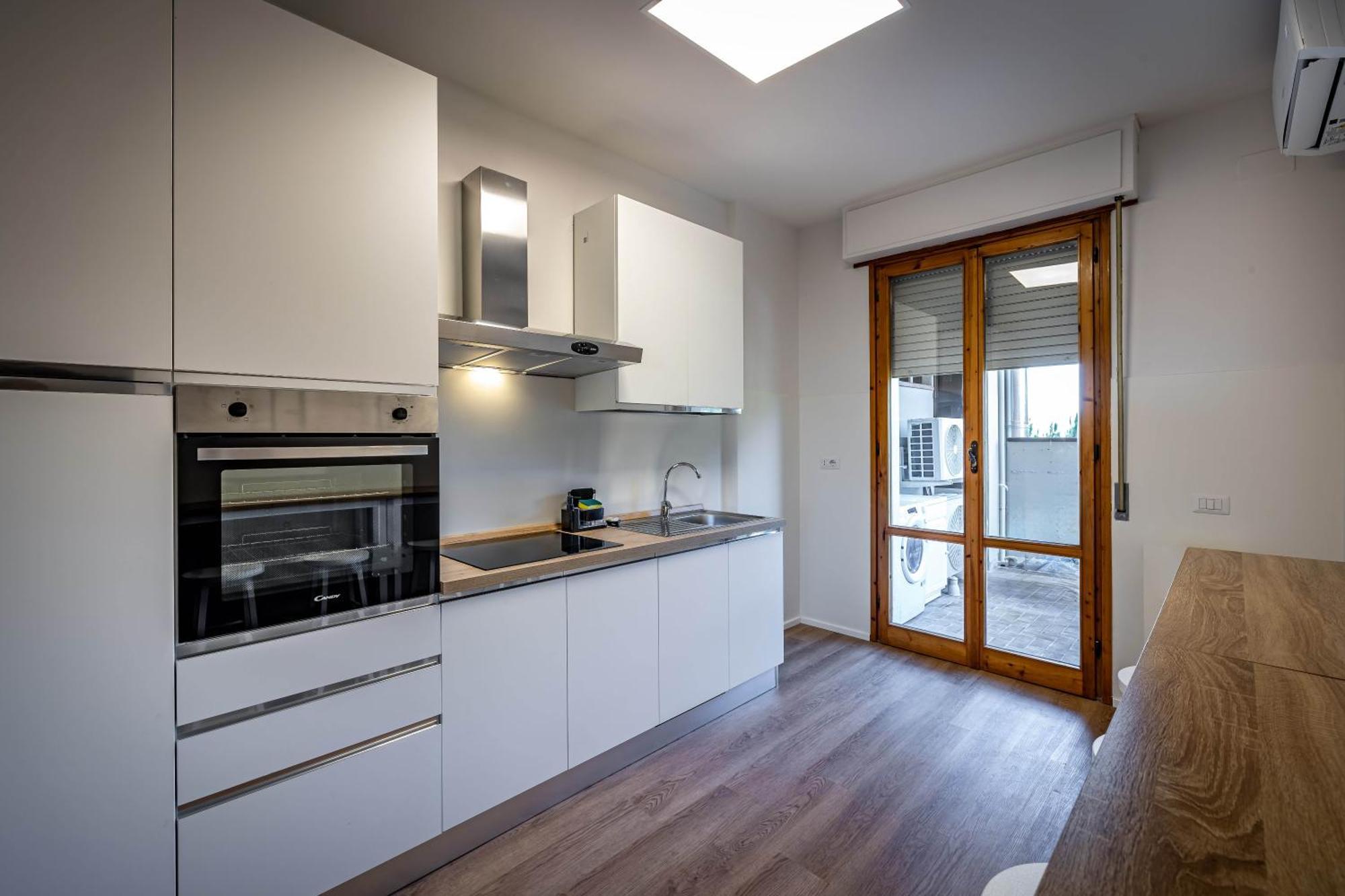 Yd Morgagni Charme Florence